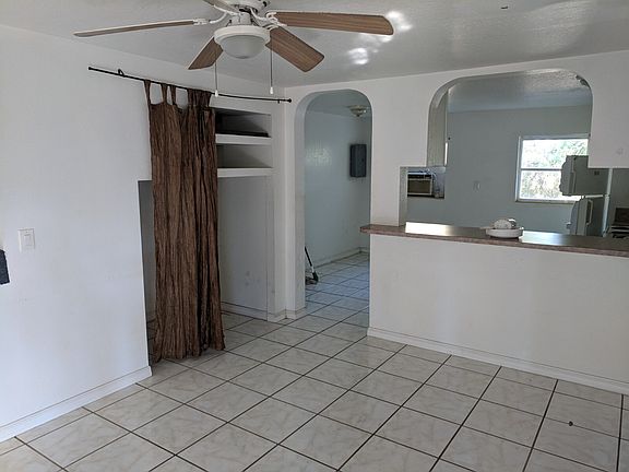 3rd image of 107 Woodland Dr APT C