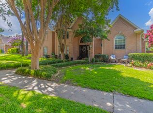 121 Trailwood Ln, Coppell, TX 75019