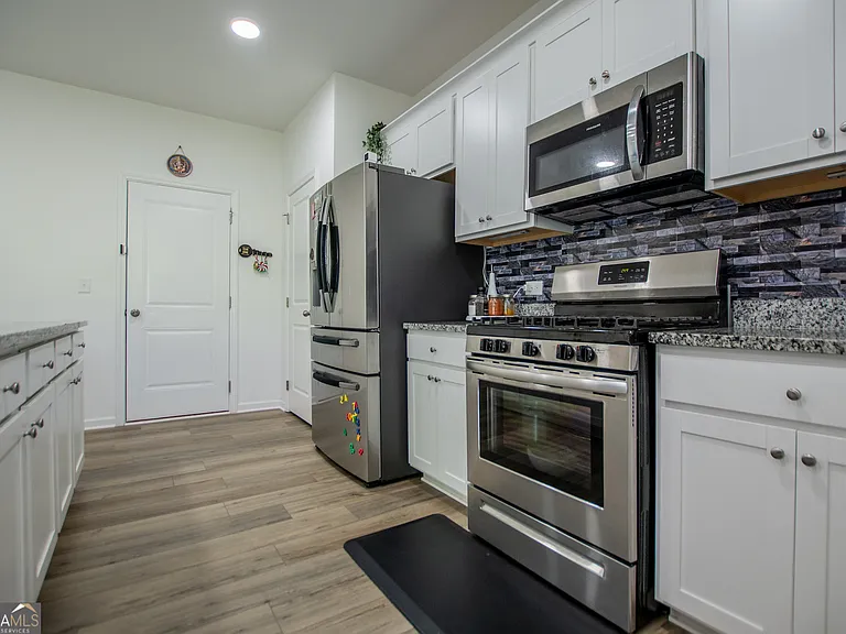 194 Rivulet Dr — Photo 25