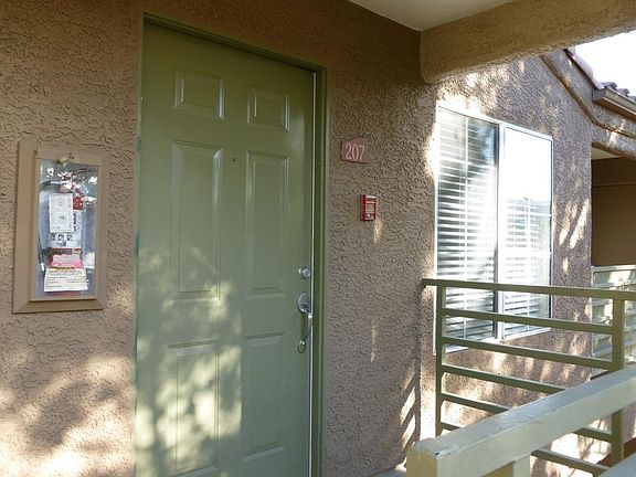 2nd image of 2101 Sealion Dr Unit 207