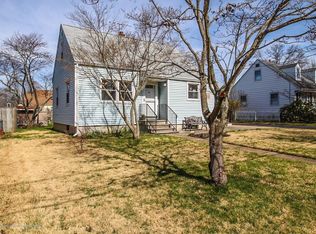 80 Lakeview Dr, Allentown, NJ 08501