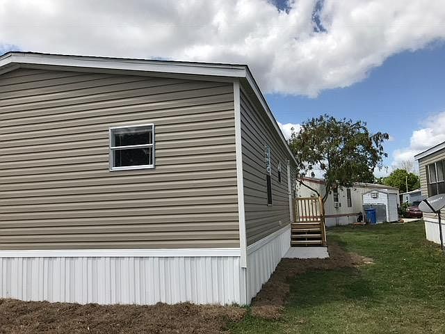 2nd image of 124 Birch Ln