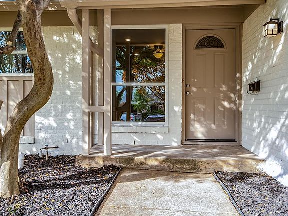 3rd image of 1510 Fannin Dr
