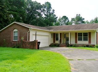 1703 Brookridge Dr, Elizabeth City, NC 27909
