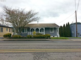 506 NE Division St, Myrtle Creek, OR 97457
