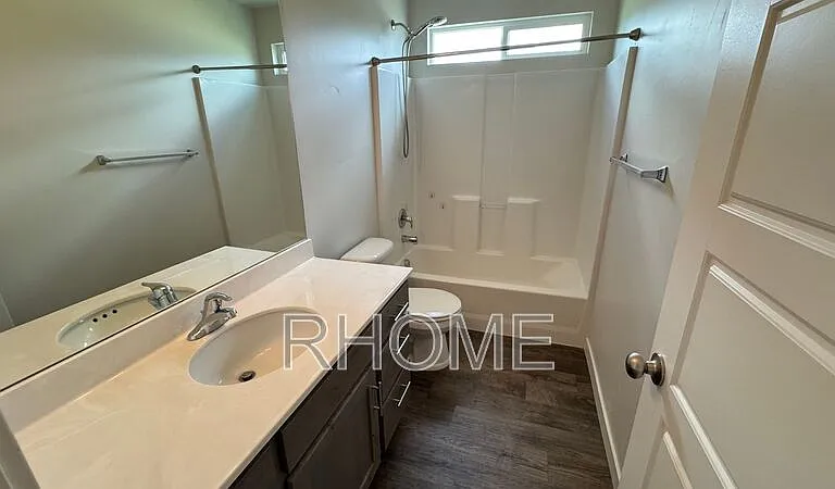 164 N 450 W — Photo 17