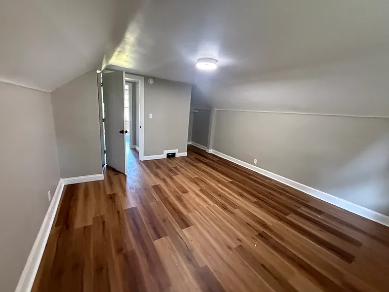 2885 Shaffer Ave — Photo 17