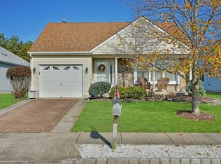 15 Cancun St, Toms River, NJ 08757