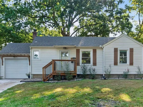 7535 Belleview Ave, Kansas City, MO 64114