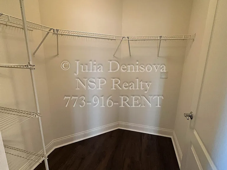 2-322 Itasca Pl #228 — Photo 3