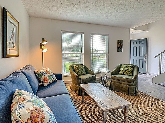 4th image of 631 Tarpon Ave APT 6369