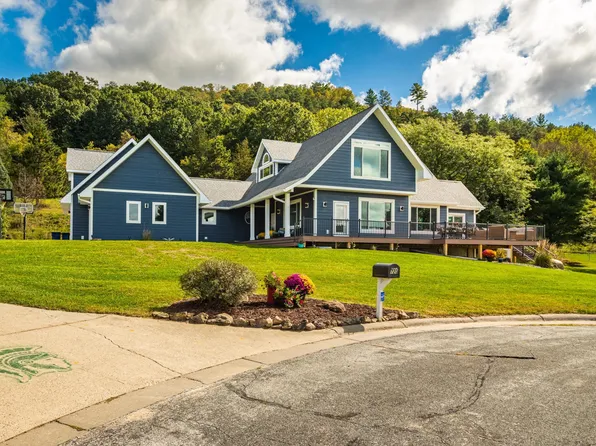 720 Trisdahl Ct, Rushford, MN 55971