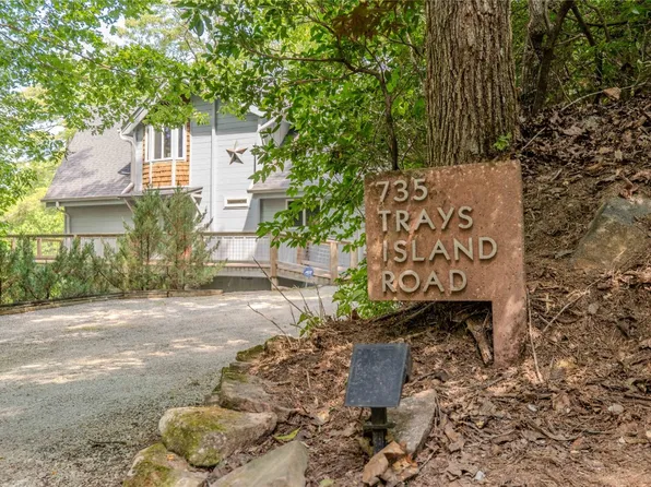 735 Trays Island Road, Sapphire, NC 28774