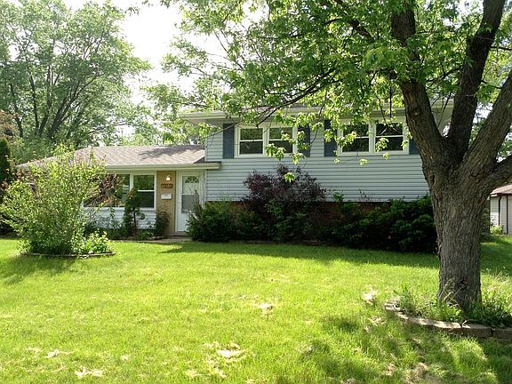 4th image of 18930 Loretto Ln