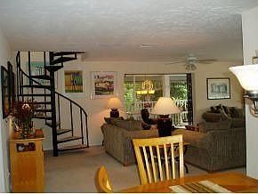 5th image of 701 Heather Ln