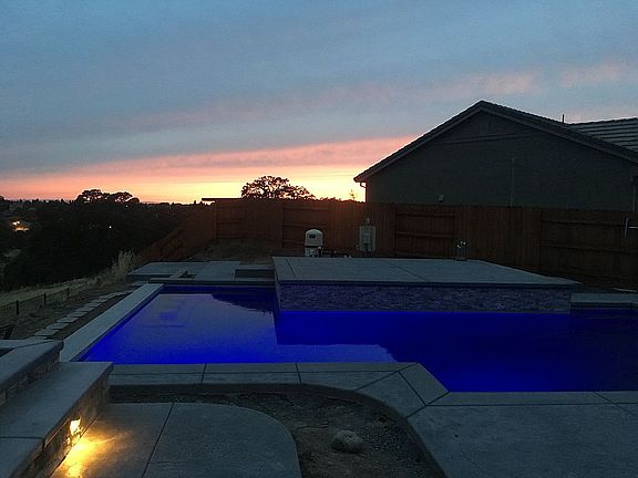 4th image of 109 Demartini Ct