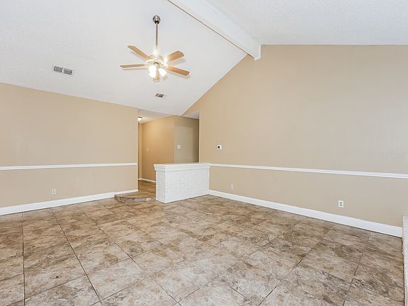4th image of 6424 Canyon Cir