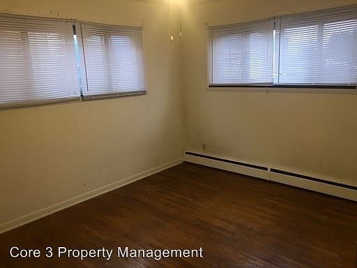 5th image of 229 Robinhood Ln APT 1