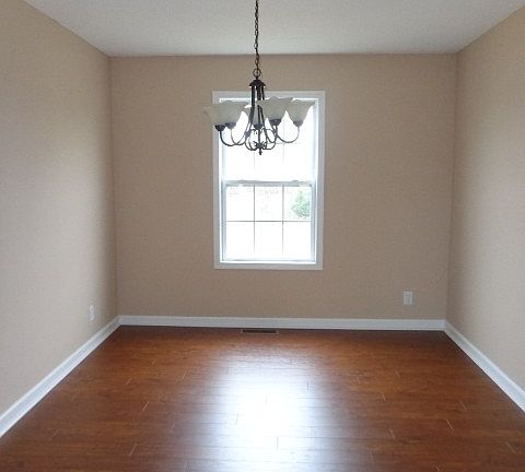 4th image of 1287 Cheryl Ct