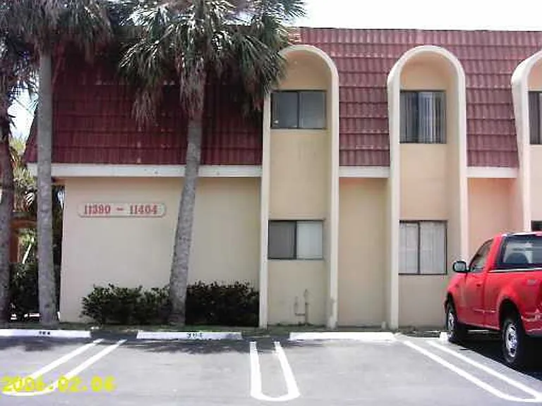 11394 Royal Palm Blvd — Photo 1