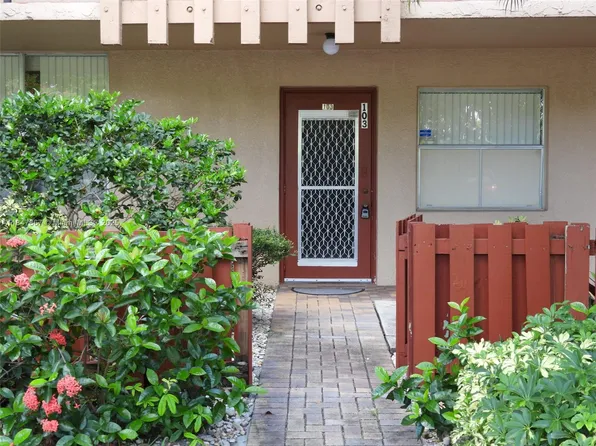 7431 NW 1st St APT 103, Margate, FL 33063