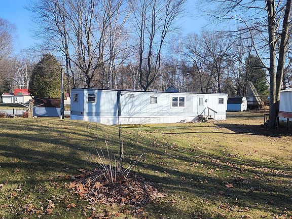 2nd image of 5395 Birch Island Dr