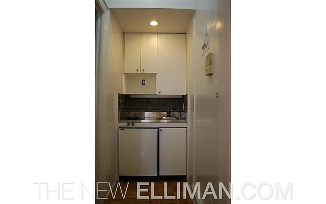 Rented by Douglas Elliman | media 10