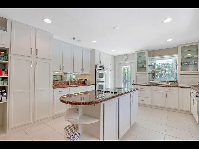 11 N River Rd — Photo 15