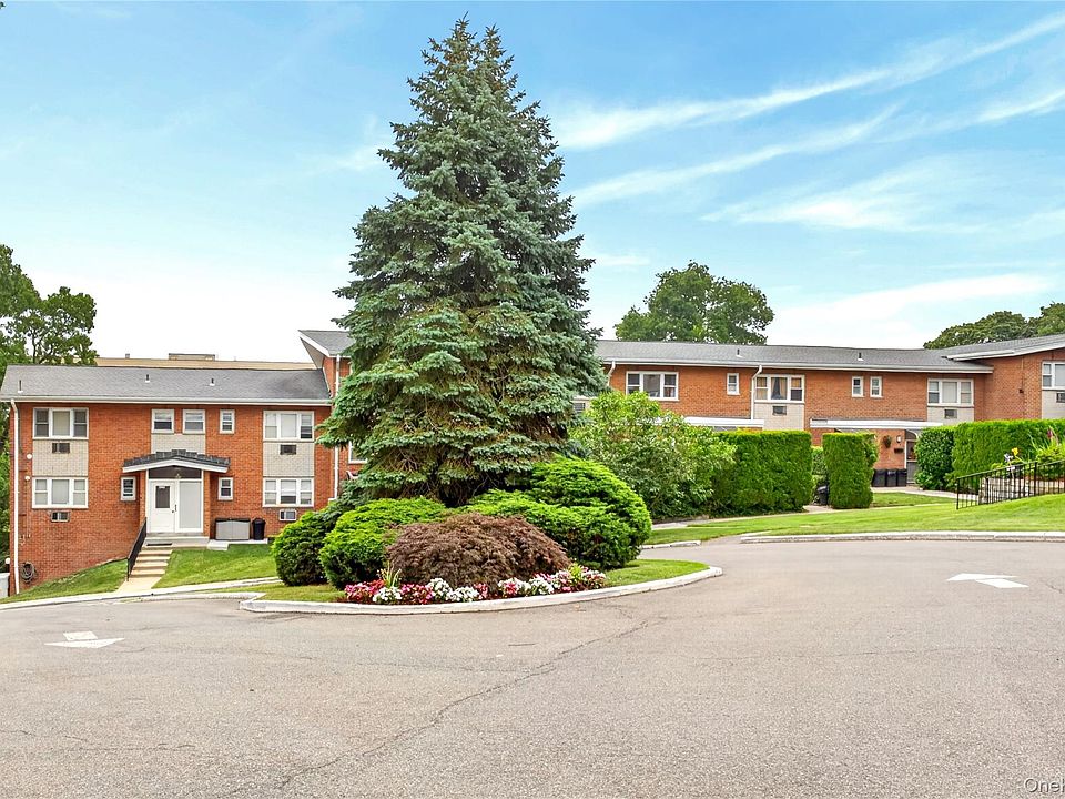 1st image of 671 Pelham Road #D9