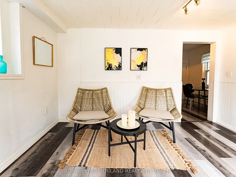 326 Smith St — Photo 13