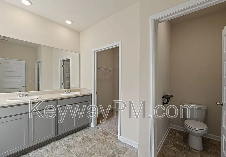 3262 Carmine Ave — Photo 16