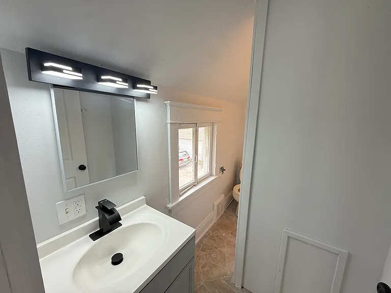 422 Prospect St — Photo 9