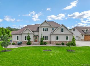 11831 Clarence Center Rd, Akron, NY 14001