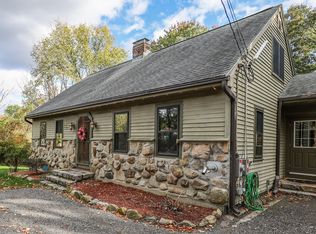 118 King St, Uxbridge, MA 01569