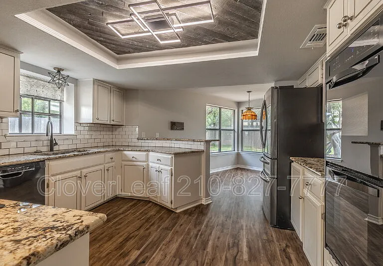 2907 Burnt Oak St — Photo 12