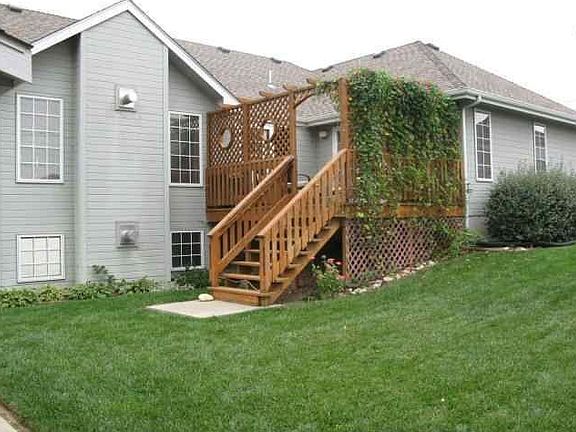 2nd image of 2115 Pheasant Ln