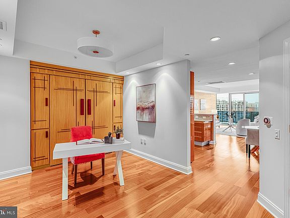 5th image of 1881 N Nash St Unit 1706