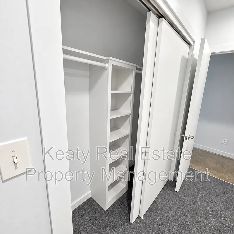2 bed, 2.0 bath, $1,600 — Photo 4