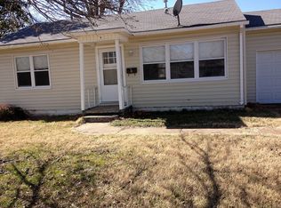 530 Cedar Ln, Okmulgee, OK 74447
