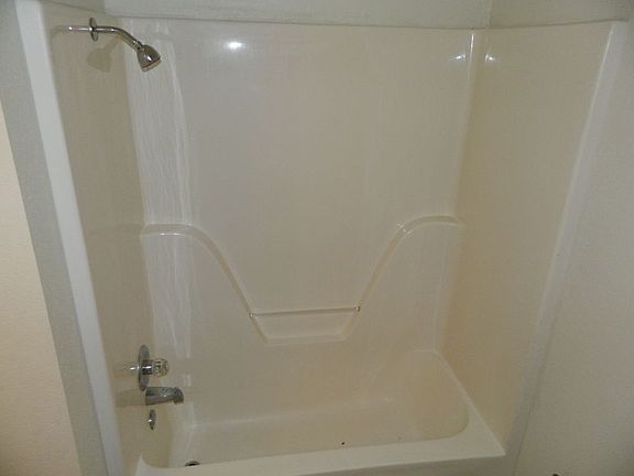 5th image of 2697 N Center St APT D