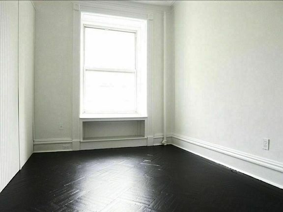4th image of 154 E 64th St Fl 4