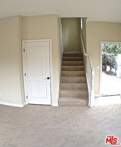 2nd image of 1127 E 51st St