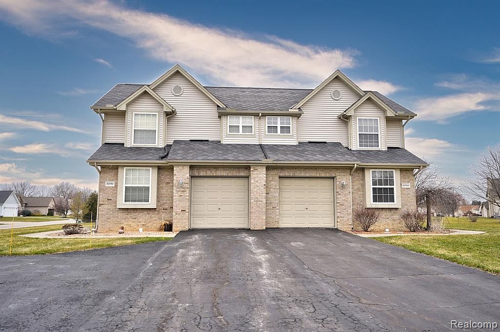 8090 Prestonwood Ct, Flushing, MI 48433 Zillow