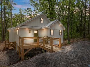 32 Randles Rd, Grant, AL 35747