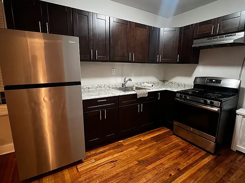 1st image of 525 Edison Ave #2B