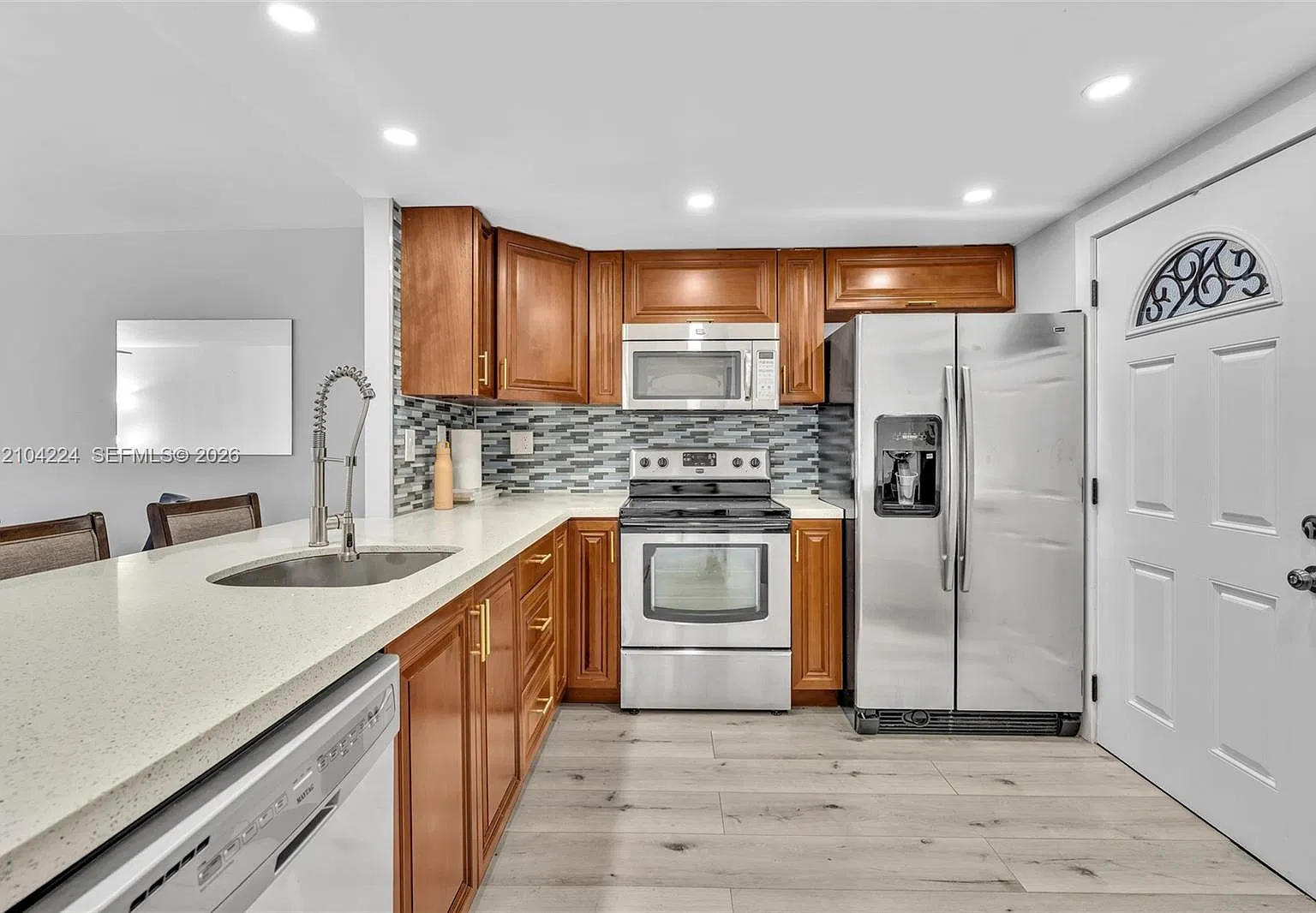 Eden Isles Condo Part 3 — Photo 4
