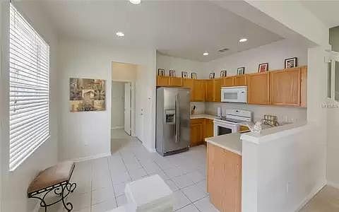 5th image of 1067 Rock Harbor Ave