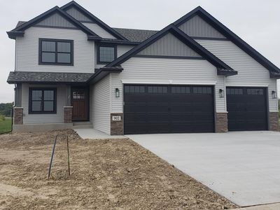 902 Misty Meadows Blvd, Buffalo, MN, 55313