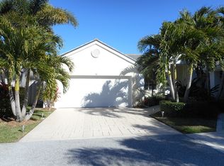 38 Admirals Ct, Palm Beach Gardens, FL 33418
