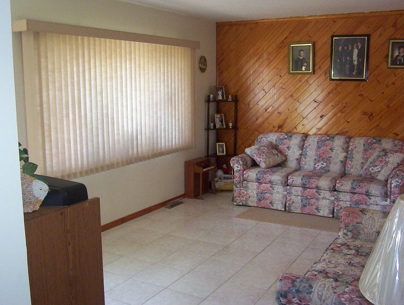 2nd image of 919 Bellwood Dr